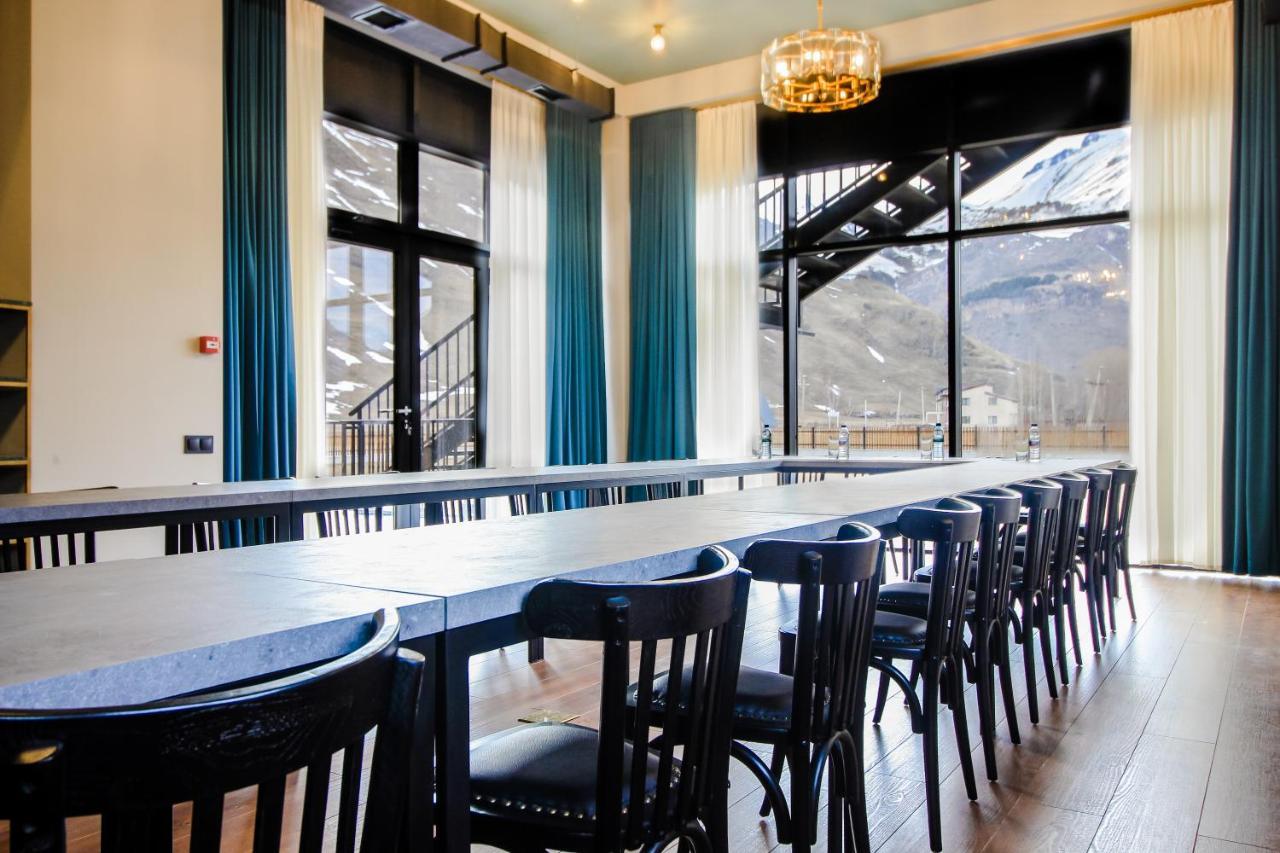 Suatis Resort Kazbegi ภายนอก รูปภาพ