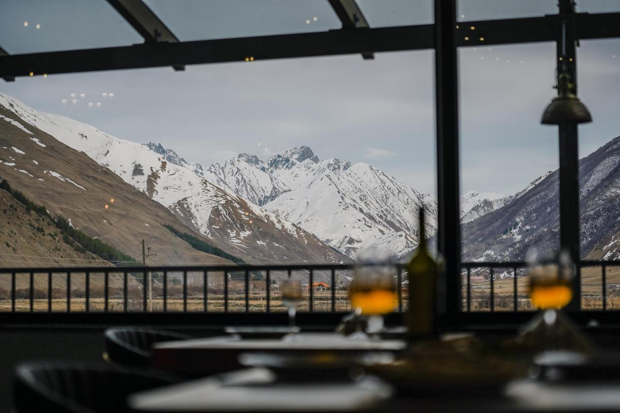 Suatis Resort Kazbegi ภายนอก รูปภาพ