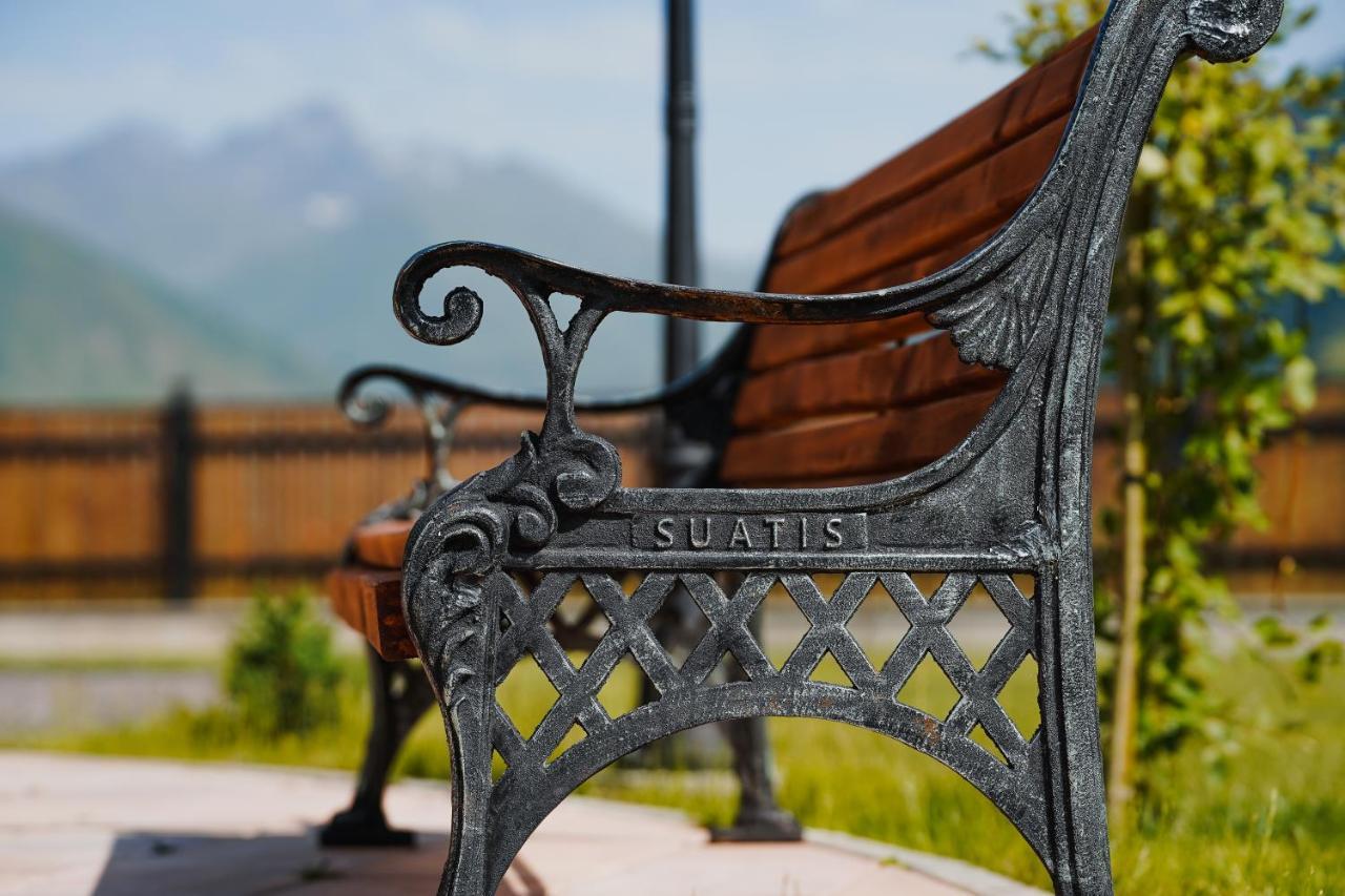 Suatis Resort Kazbegi ภายนอก รูปภาพ